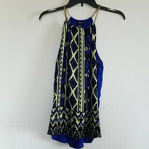 Top Size L Rue 21. 100% Polyester Exclusive